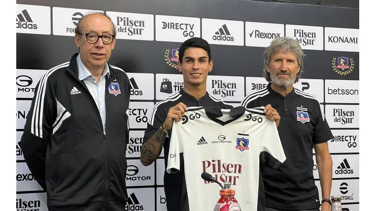 Erick Wiemberg es pura felicidad tras ser presentado en Colo Colo.