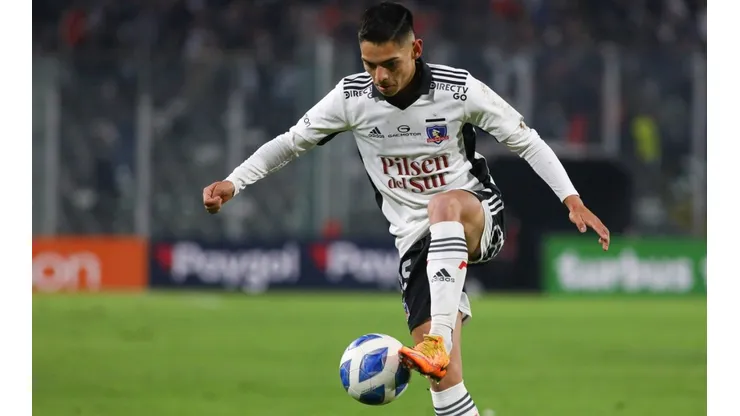 La situación de Joan Cruz sigue en suspenso en Colo Colo
