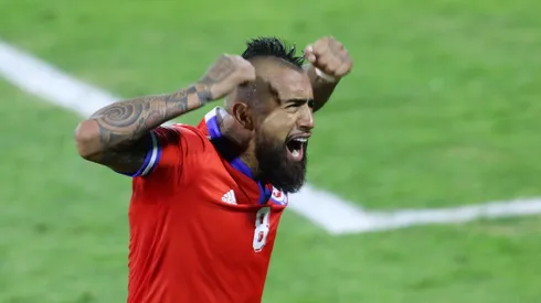 Vidal destaca con increíbles notas en curso para ser DT.