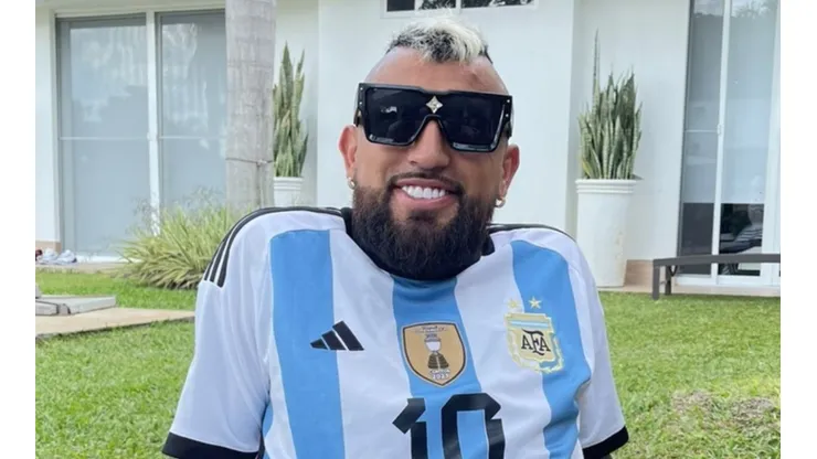 Arturo Vidal mostró su alegría por el título de Argentina y Lionel Messi