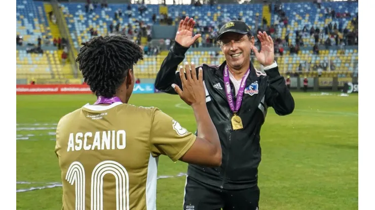 Luis Mena es puro orgullo tras el título de Colo Colo FEM.