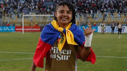 Ysaura Viso desborda de felicidad tras el título de Colo Colo.
