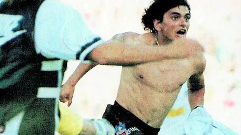 Francisco Rojas celebrando su agónico gol que significó la estrella 22 para Colo Colo.