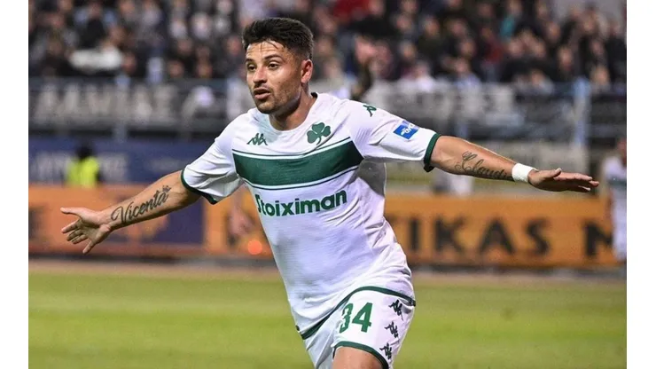 Sebastián Palacios recibe importantes premios en Grecia.