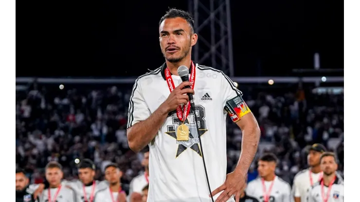 Colo Colo busca apresurar una decisión de Suazo.