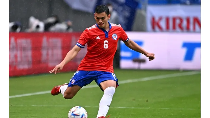 En Colo Colo se pusieron en contacto con el entorno de Nayel Mehssatou