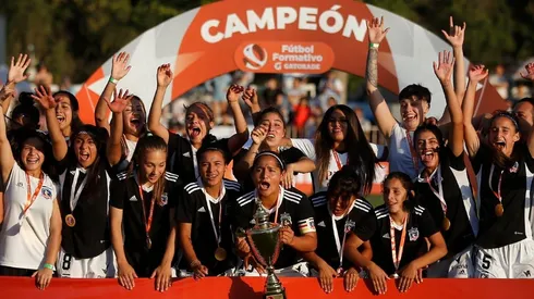 La Sub-19 de Colo Colo Femenino se corona bicampeona del fútbol chileno.
