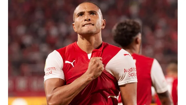 Leandro Benegas y los números en Independiente