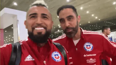 Vidal tira al choque a Bravo preguntándole cuándo volverá a Colo Colo.