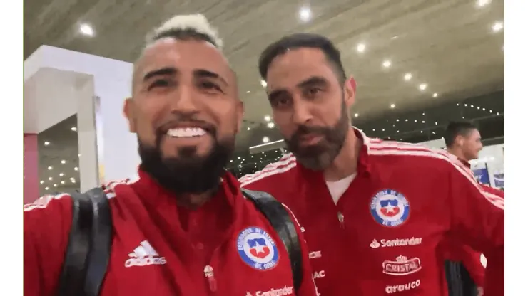 Vidal tira al choque a Bravo preguntándole cuándo volverá a Colo Colo.