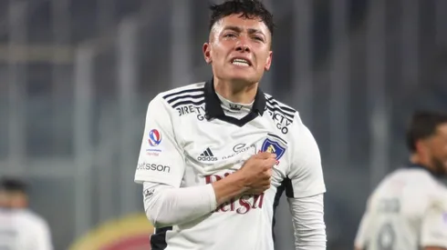 Cristián Zavala se tatúa su primer gol con la camiseta de Colo Colo.