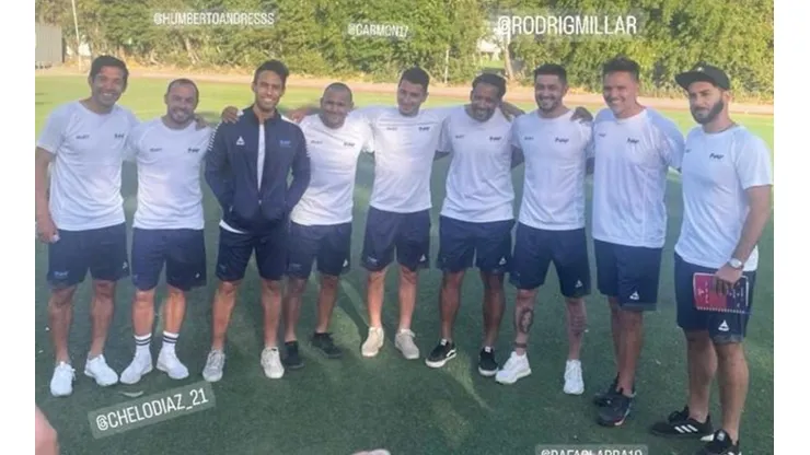 Matías Fernández sube foto haciendo el curso para ser DT.