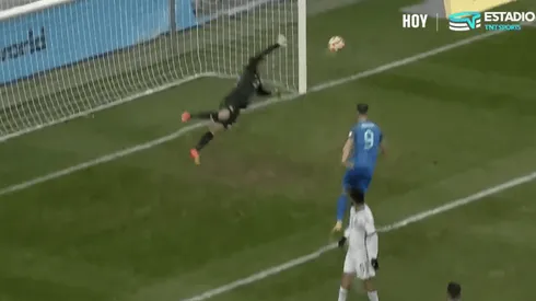 Tapadón de Brayan Cortés