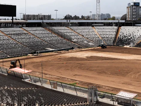 Colo Colo cambia el césped del Estadio Monumental