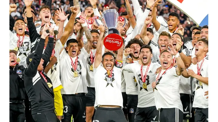 Colo Colo arrasó en los premios de TNT Sports.