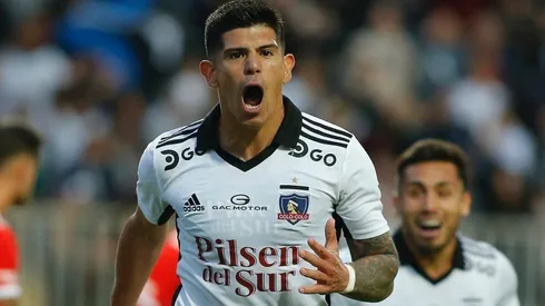 Colo Colo se lo da vuelta a River en cinco minutos.