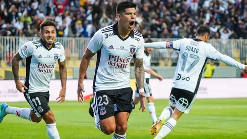 Colo Colo anotó tres goles en cinco minutos tras comenzar perdiendo 2-0 ante River.