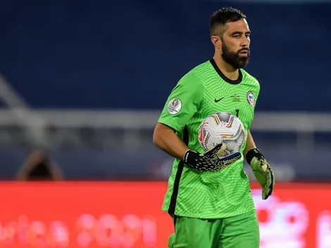 Bravo llegaría sin problemas a los amistosos de La Roja