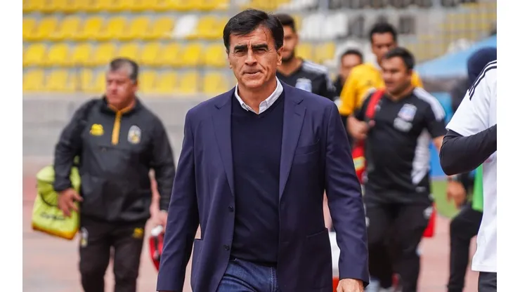 Quinteros le dará este lunes una respuesta a Independiente.