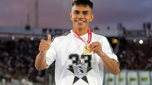 Vicente Pizarro se hizo de la camiseta titular de Colo Colo y no la soltó más