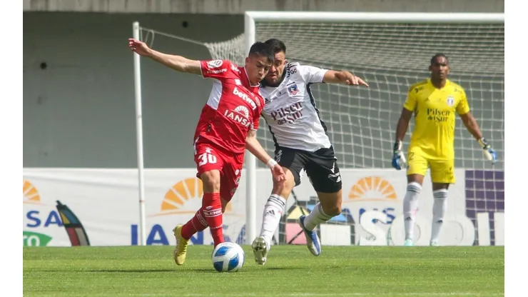 Zaldivia anota para Colo Colo y Ñublense lo empata rápidamente.