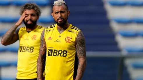 Leyenda brasileña hace añicos a Vidal por mensaje al Real Madrid.