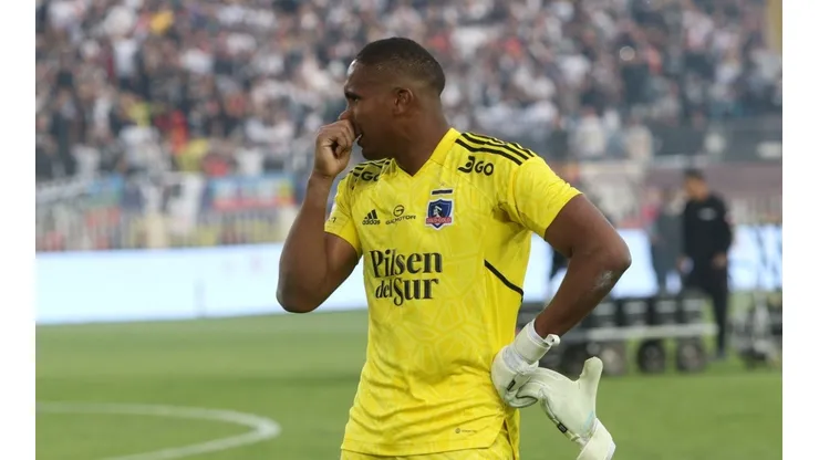 Omar Carabalí no descarta salir de Colo Colo