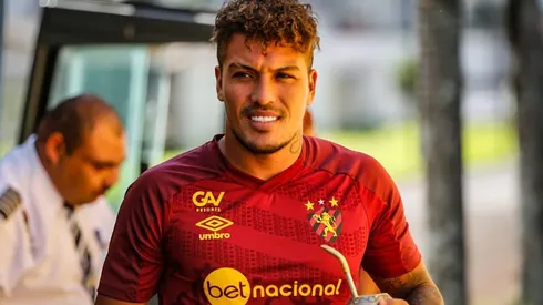 ¿No vuelve? Parraguez busca renovación con Sport Recife.