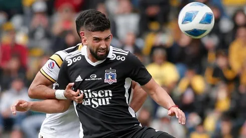 Emi le dijo adiós a su barba tras lograr el torneo.