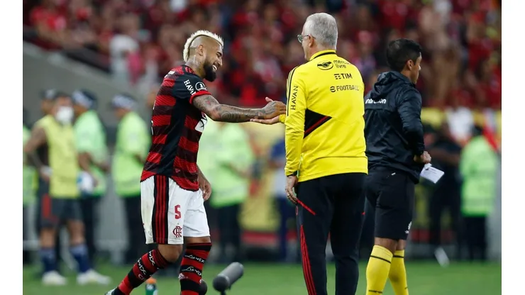 Arturo Vidal vuelve a los entrenamientos y se ilusiona con jugar la final de la Copa Libertadores.