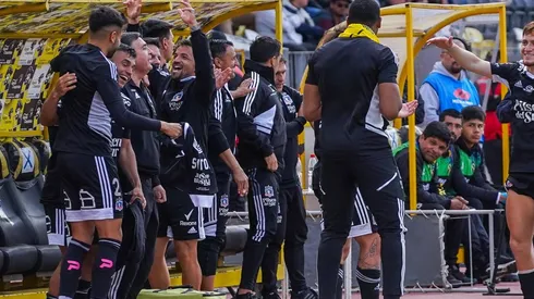 Las celebraciones de los exfutbolistas con el título de Colo Colo.