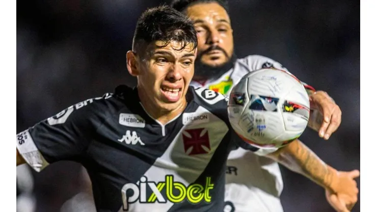 Carlos Palacios expresa su deseo de jugar en Colo Colo