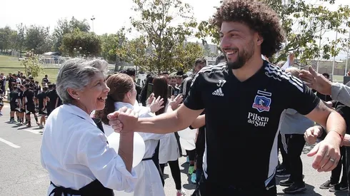 Falcón maravillado con el pasillo que realizaron funcionarios de Colo Colo.