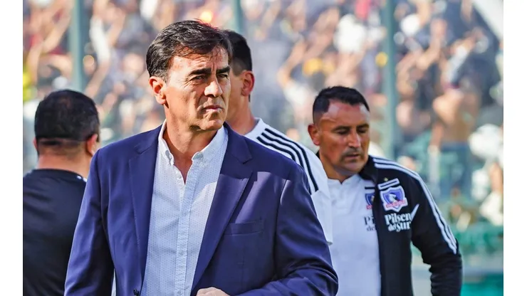 Quinteros tiene contrato hasta diciembre del 2023 en Colo Colo.
