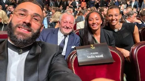 Benzema y Endler comparten en la premiación del Balón de Oro.