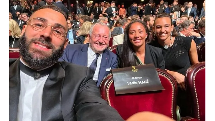 Benzema y Endler comparten en la premiación del Balón de Oro.