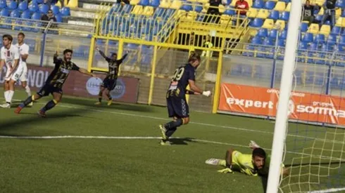 Christian Santos marcó su primer gol en el Juve Stabia.