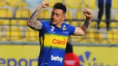 Rodrigo Echeverría en órbita de Colo Colo