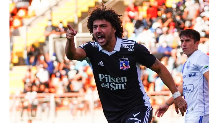 Maxi Falcón no oculta su molestia por la ausencia de hinchas albos ante Coquimbo.