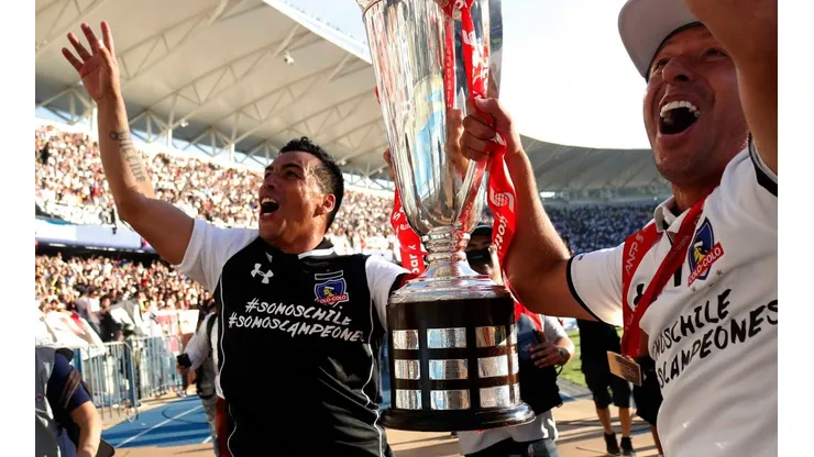 El Cacique fue campeón en el 2017 con el Ester Roa lleno de colocolinos.