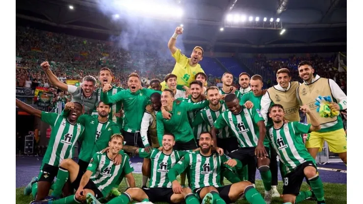 A Claudio Bravo le brillan los ojos con venir a Chile con su equipo