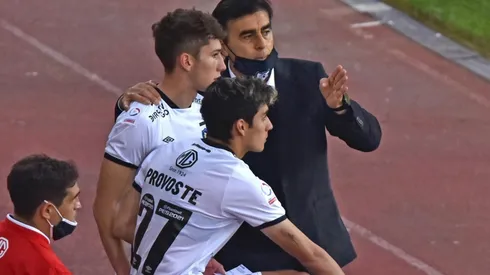 Arriagada terminó siendo el salvador de Quinteros en su debut.