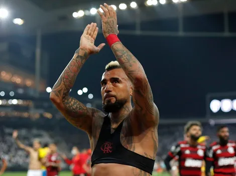 Vidal es ovacionado por jugar pese a la muerte de su padre