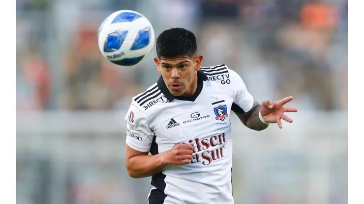 Pavez quiere que se juegue más en el fútbol chileno.