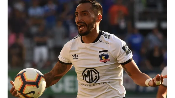 Ronald de la Fuente jugando en Colo Colo