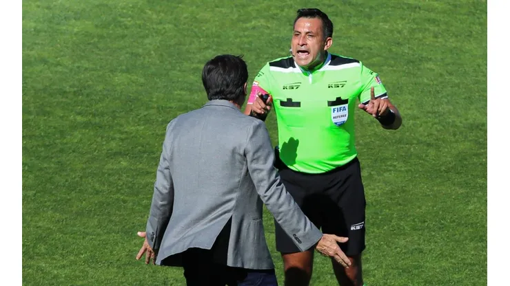 Colo Colo conoce a la terna referil para la final ante Curicó Unido.