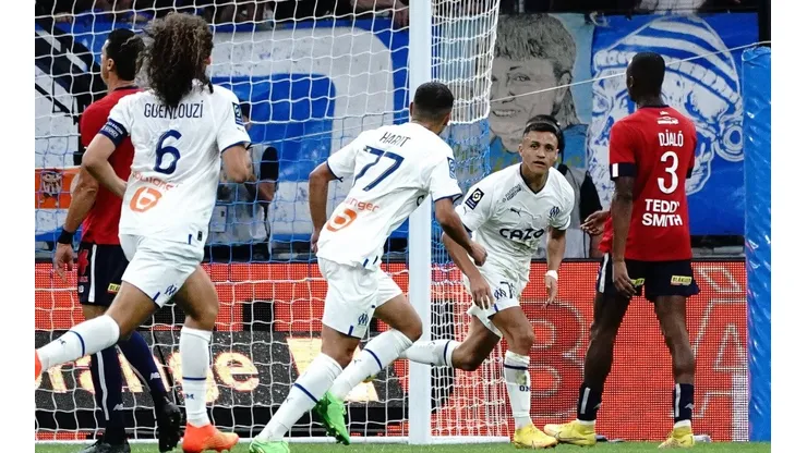 Alexis Sánchez anotando por el Marsella
