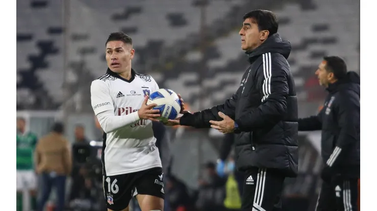 Gustavo Biscayzacú alaba al Colo Colo de Gustavo Quinteros.