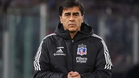 Gustavo Quinteros vuelve a ratificar su compromiso con Colo Colo ante el interés de otros clubes