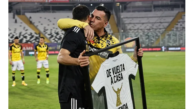Suazo se saca el sombrero con ser el capitán de Colo Colo después de Paredes.
